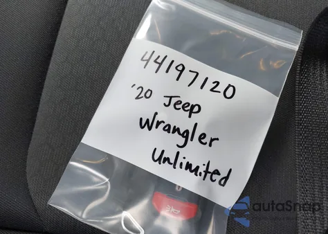2020 Jeep Wrangler Unlimited Rubicon 4X4 z USA, uszkodzony, nr VIN 1C4HJXFG9LW277440